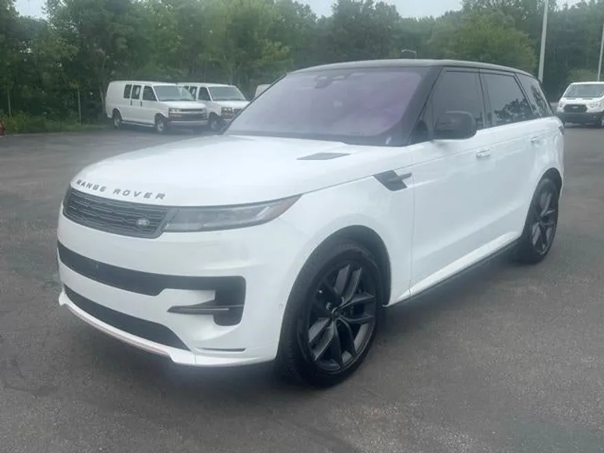 2023 Land Rover Range Rover Sport SE photo 1