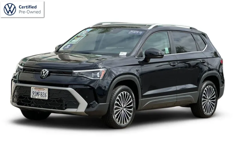 2025 Volkswagen Taos SE photo 1
