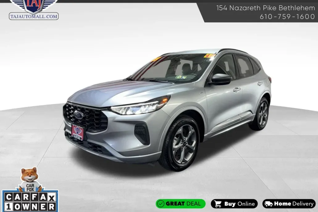 2023 Ford Escape ST-Line photo 1