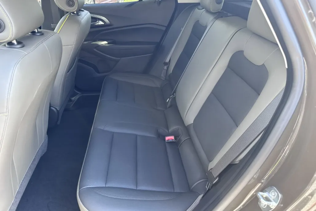 2024 Chevrolet Trax ACTIV photo 1