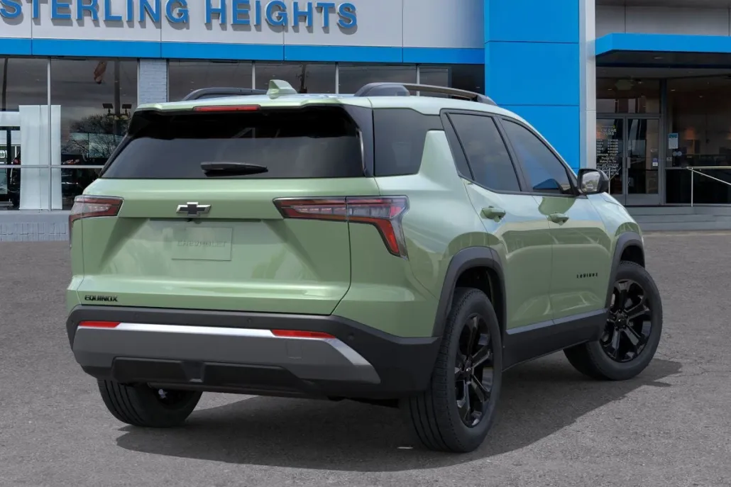 2026 Chevrolet Equinox LT photo 1
