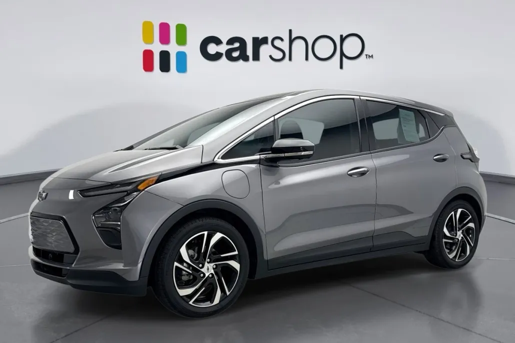 2023 Chevrolet Bolt EV 2LT photo 1