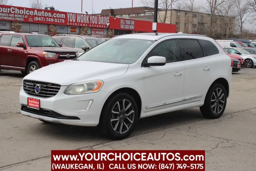 2016 Volvo XC60 T5 Drive-E Platinum photo 1