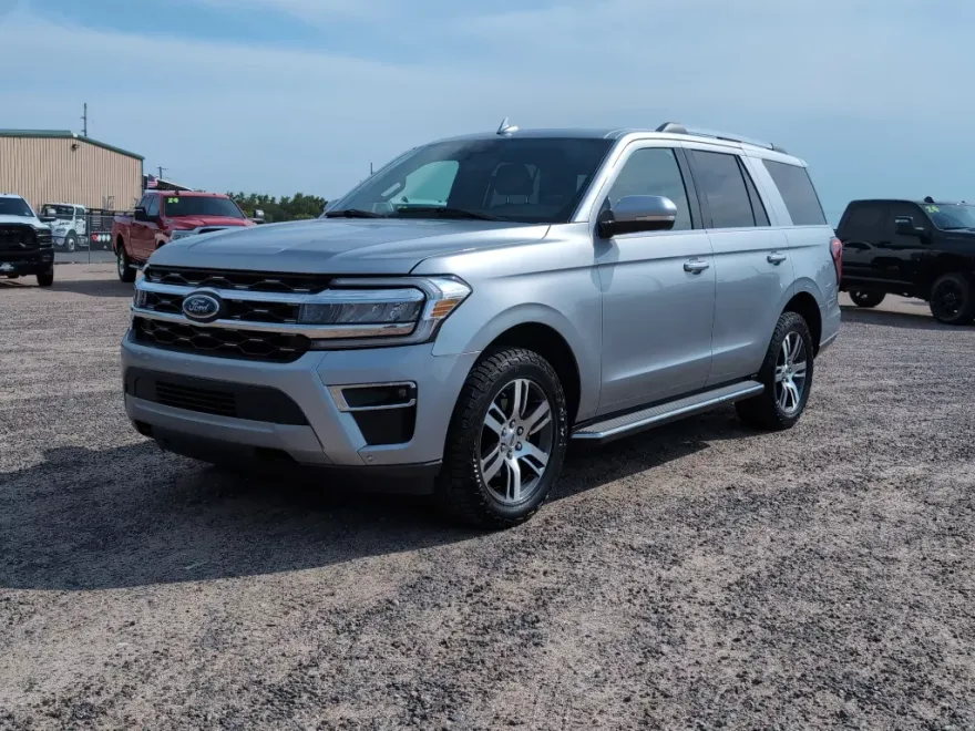 2023 Ford Expedition Limited photo 1