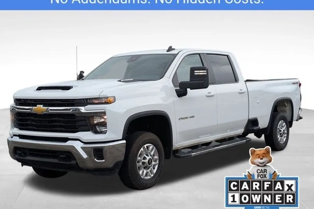2024 Chevrolet Silverado 2500HD LT photo 1