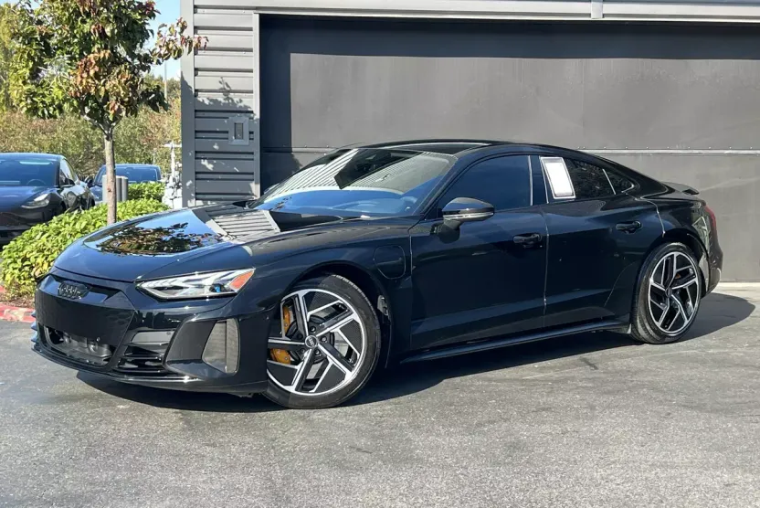 2024 Audi RS e-tron GT Base photo 1