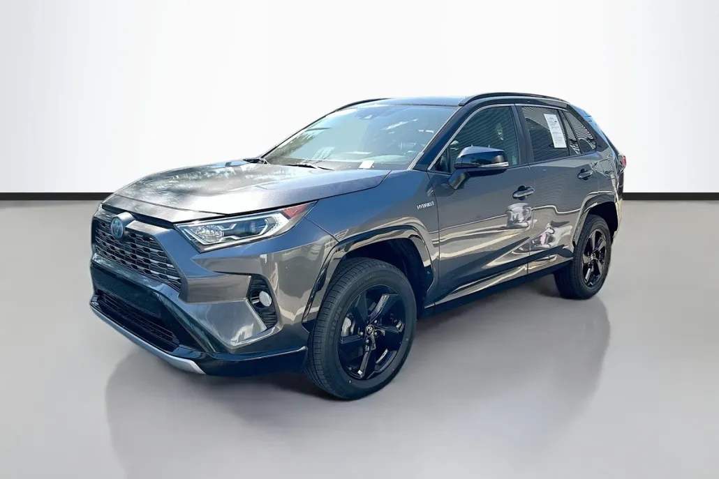2019 Toyota RAV4 Hybrid XSE photo 1