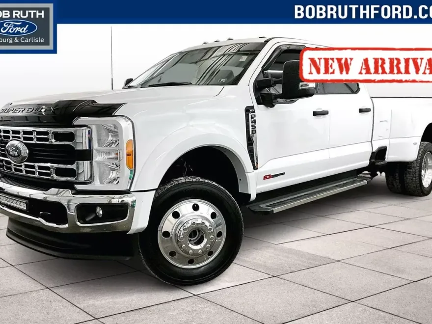 2023 Ford F-450 XLT photo 1