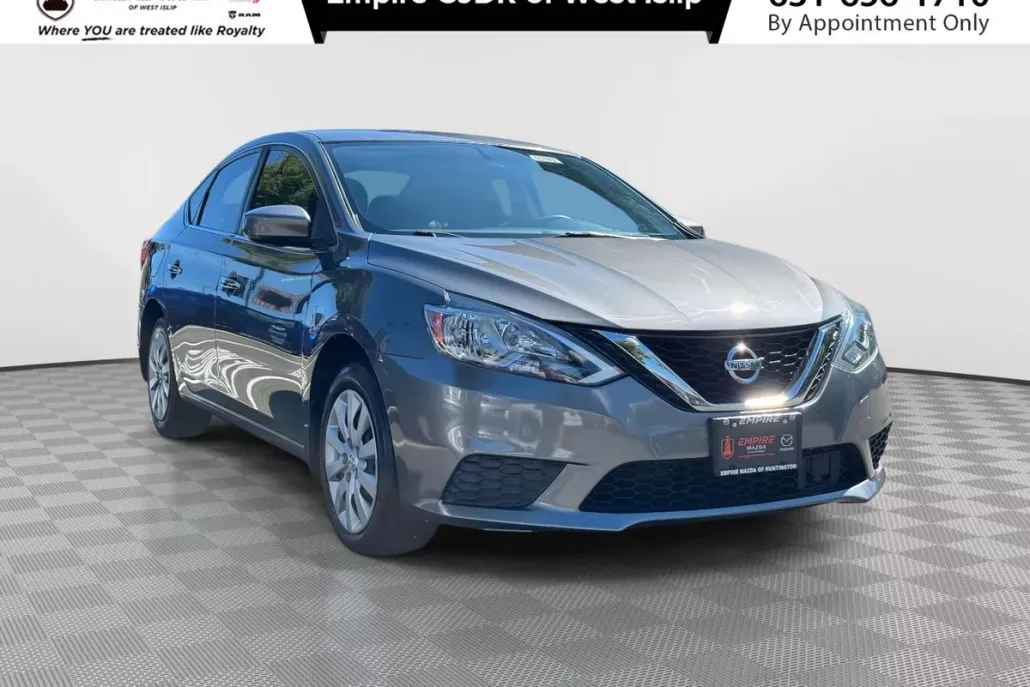 2019 Nissan Sentra S photo 1