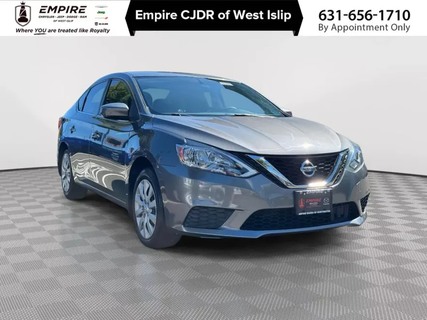 2019 Nissan Sentra S photo 1
