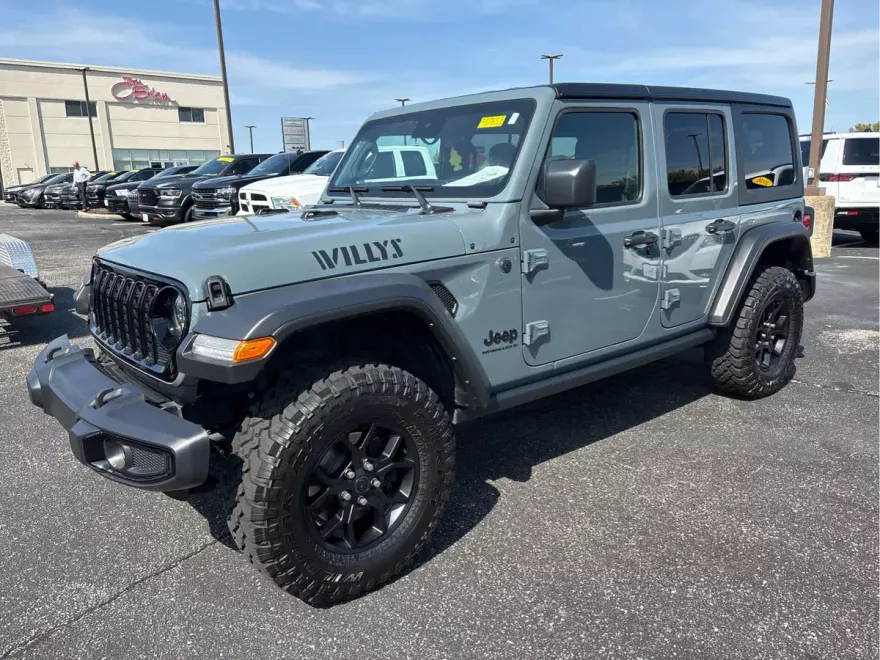 2024 Jeep Wrangler Willys photo 1