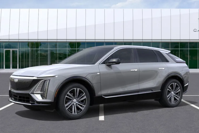 2025 Cadillac Lyriq Luxury photo 1