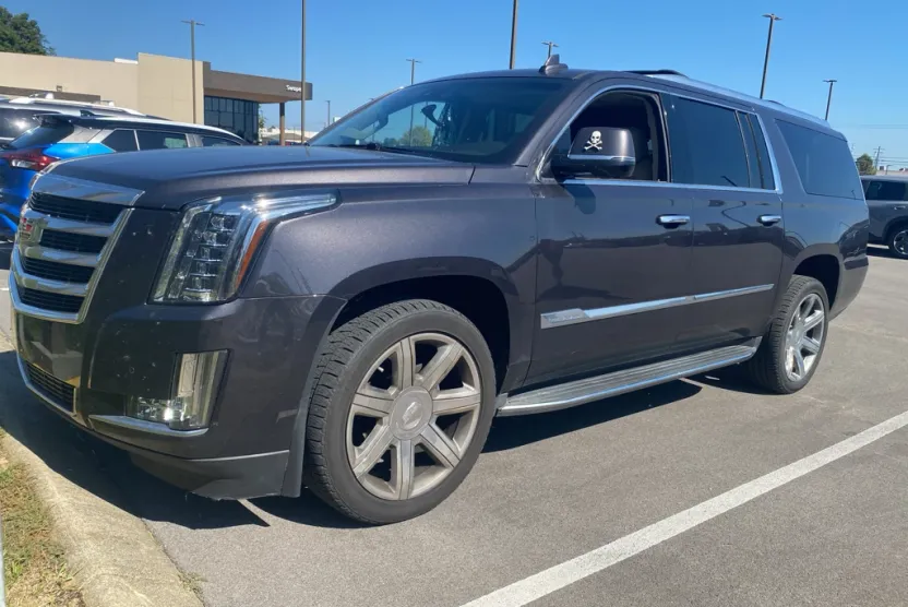 2016 Cadillac Escalade ESV Luxury photo 1