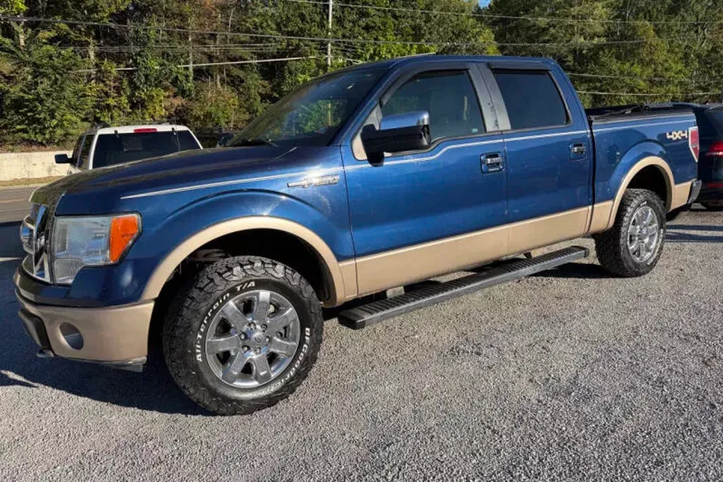 2012 Ford F-150 Lariat photo 1
