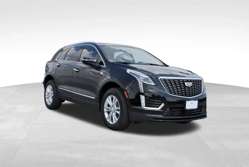 2025 Cadillac XT5 Luxury photo 1