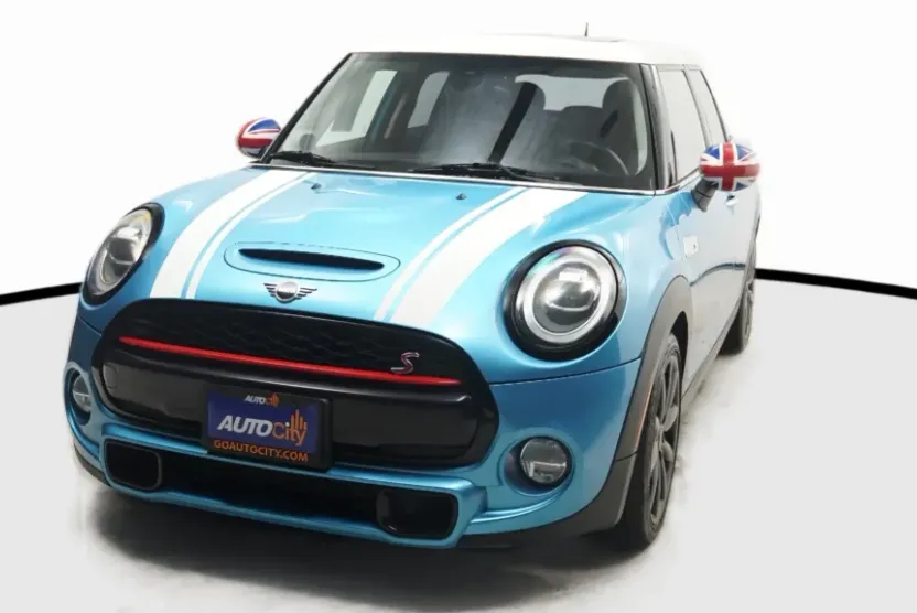 2019 Mini Cooper Hardtop S photo 1