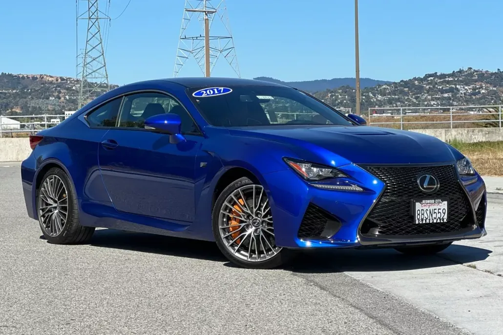 2017 Lexus RC F photo 1