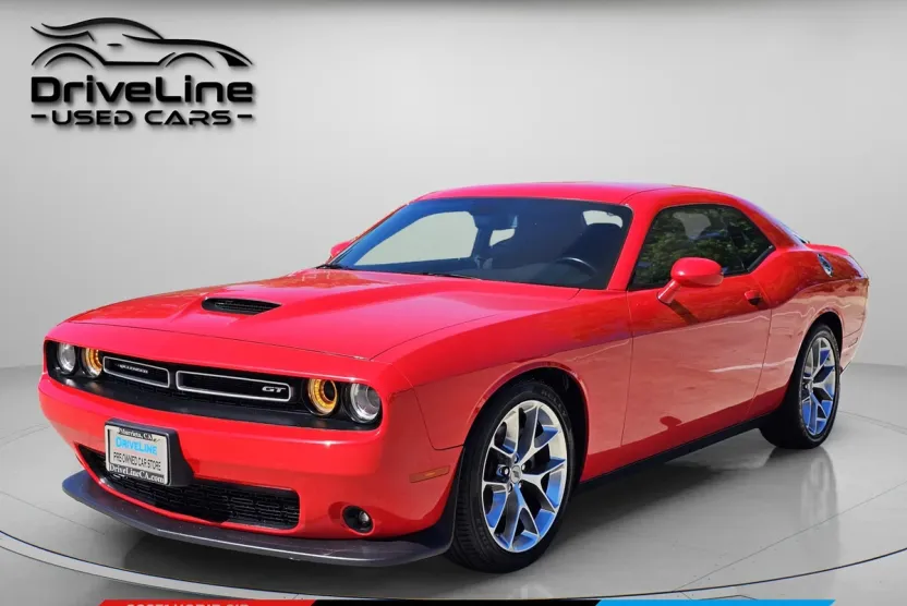 2022 Dodge Challenger GT photo 1