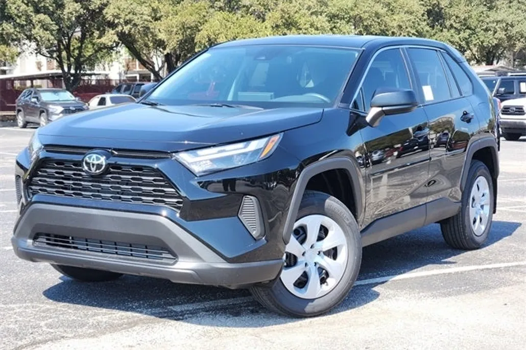 2025 Toyota RAV4 LE photo 1