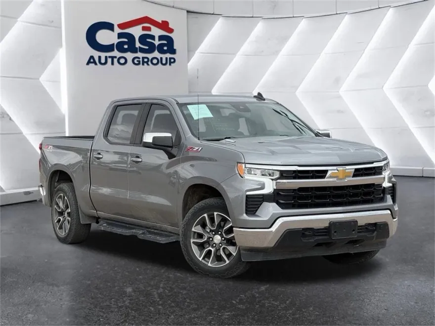 2023 Chevrolet Silverado 1500 LT photo 1
