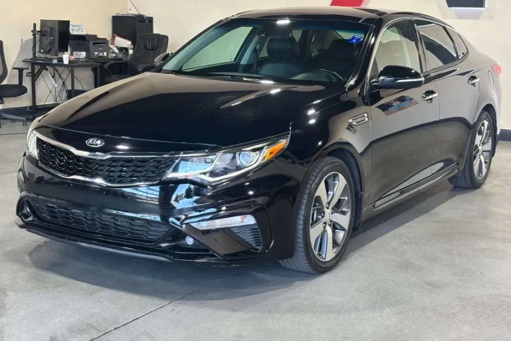 2019 Kia Optima LX S photo 1