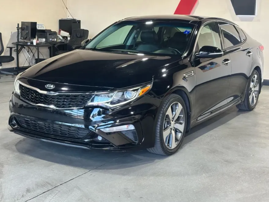 2019 Kia Optima LX S photo 1