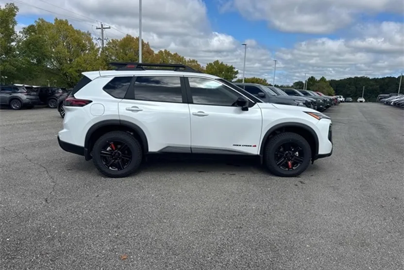 2026 Nissan Rogue AWD photo 1