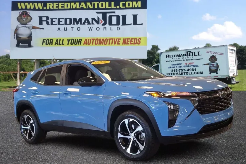 2024 Chevrolet Trax photo 1