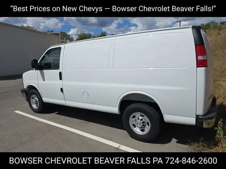 2025 Chevrolet Express 2500 Work Van Cargo photo 1