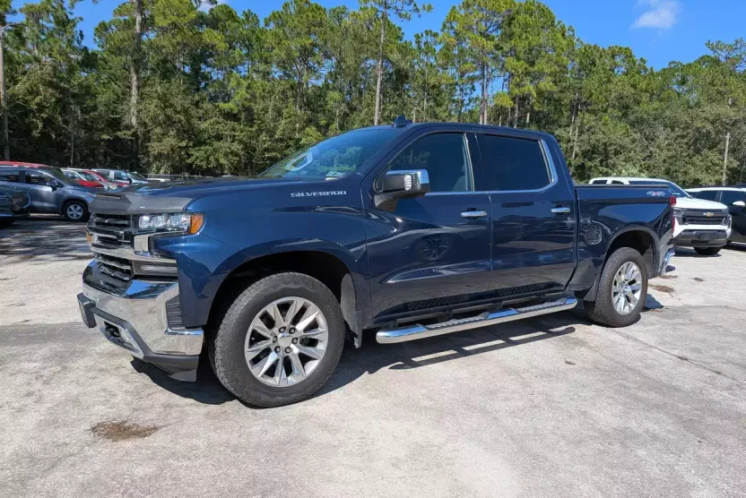 2019 Chevrolet Silverado 1500 LTZ photo 1