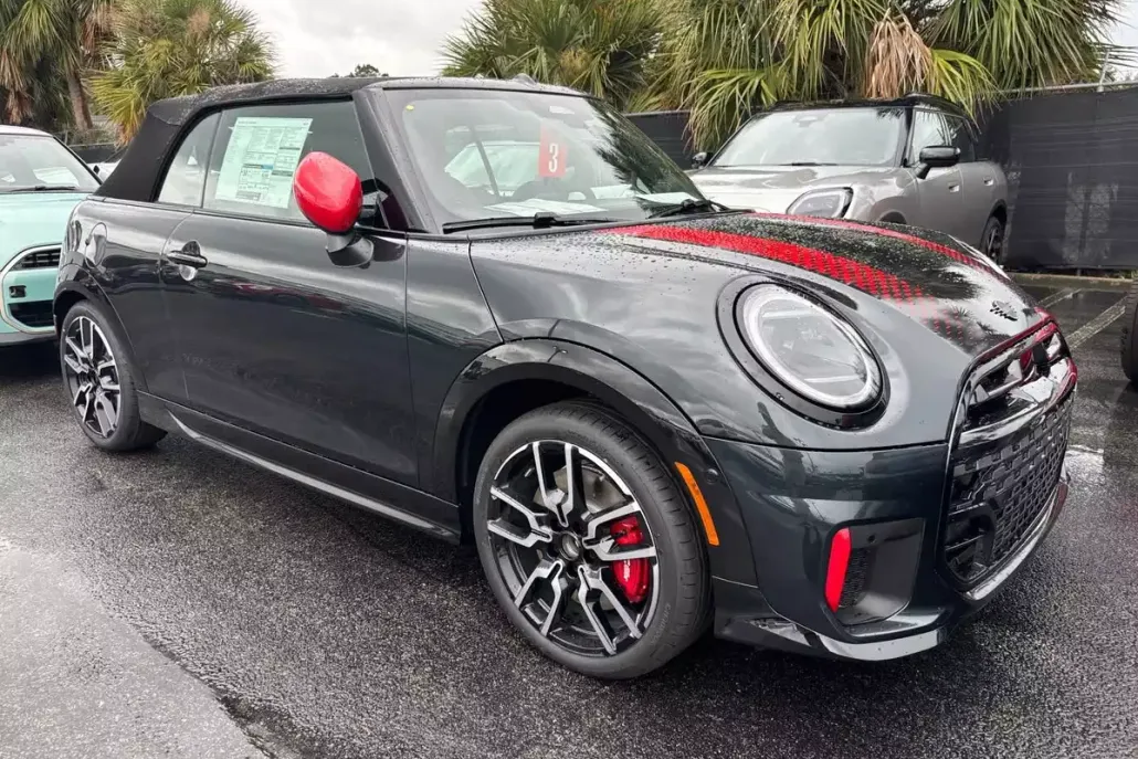 2026 Mini Cooper Convertible Iconic photo 1