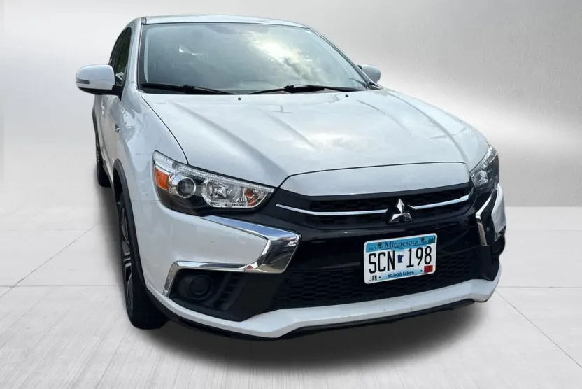 2018 Mitsubishi Outlander Sport ES photo 1