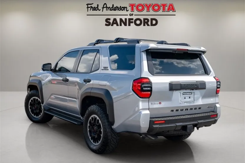2025 Toyota 4Runner TRD Off-Road Premium photo 1