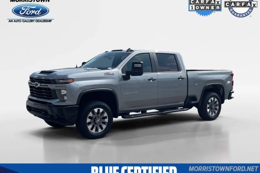 2024 Chevrolet Silverado 2500HD Custom photo 1