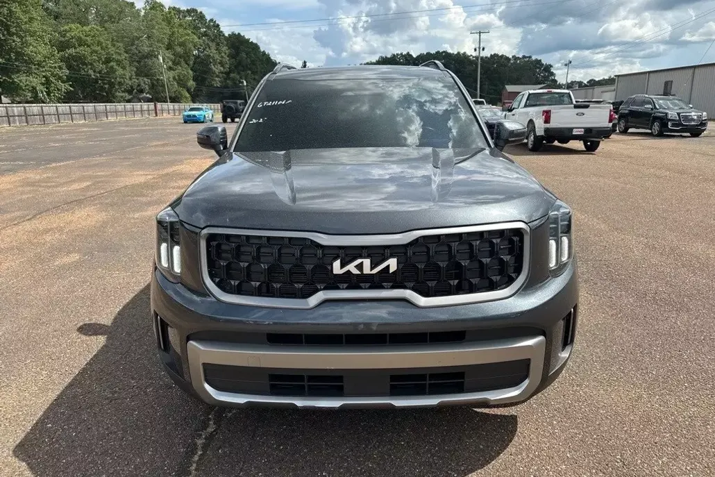 2023 Kia Telluride EX X-Line photo 1