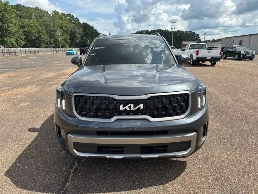 2023 Kia Telluride EX X-Line photo 1