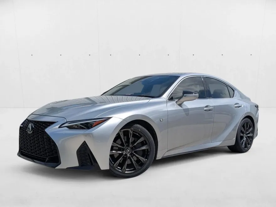2022 Lexus IS 350 F SPORT photo 1