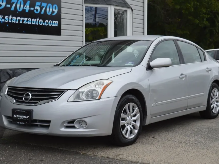 2012 Nissan Altima 2.5 photo 1