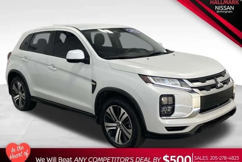 2024 Mitsubishi Outlander Sport LE photo 1