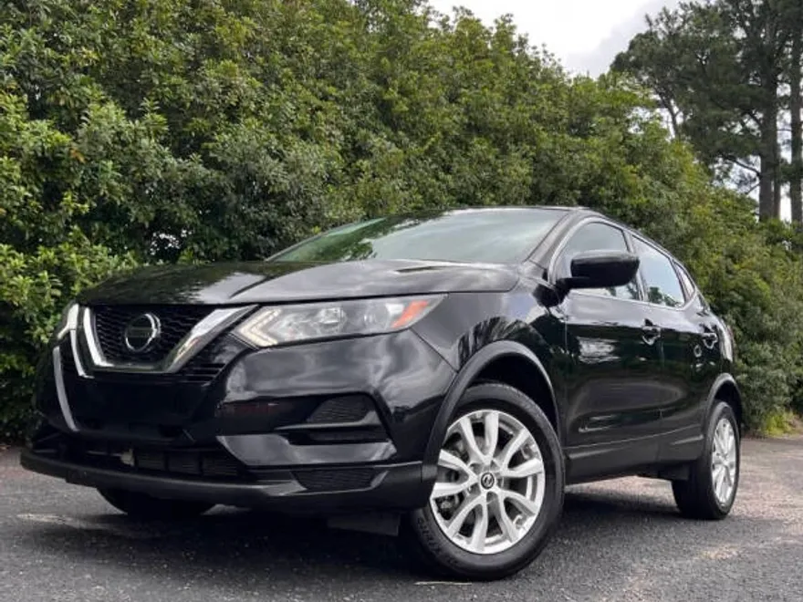 2021 Nissan Rogue Sport S photo 1