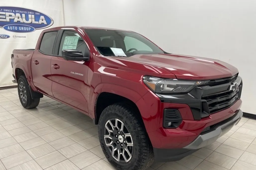 2026 Chevrolet Colorado Z71 photo 1
