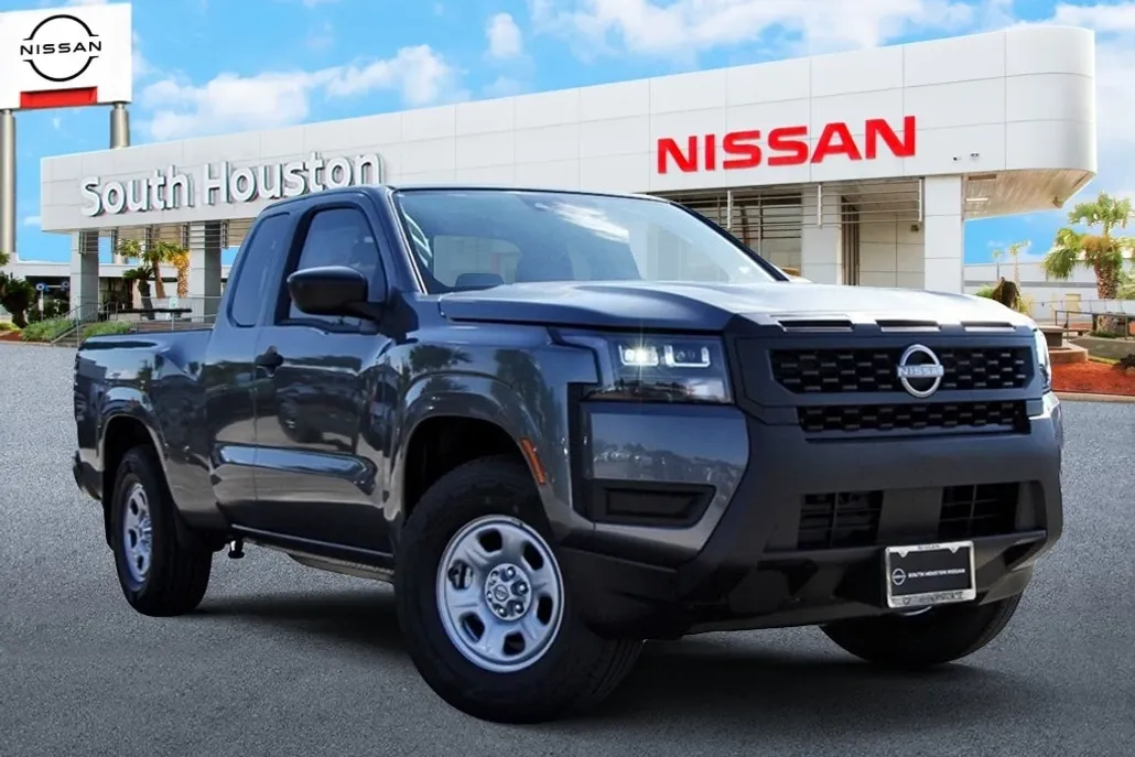 2026 Nissan Frontier S photo 1