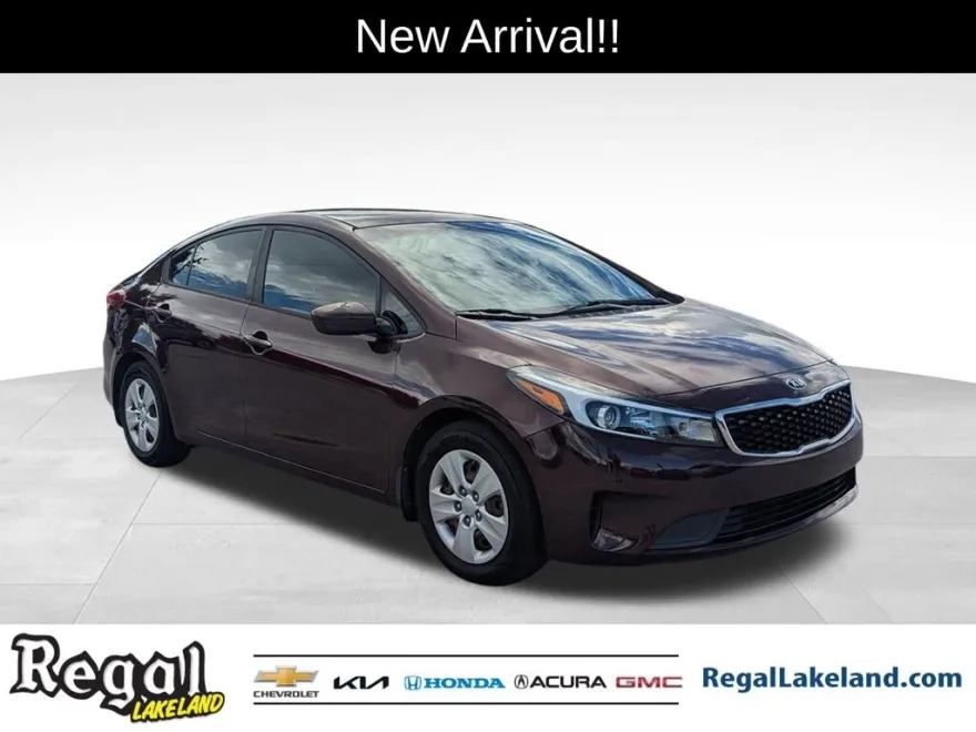 2017 Kia Forte LX Base photo 1