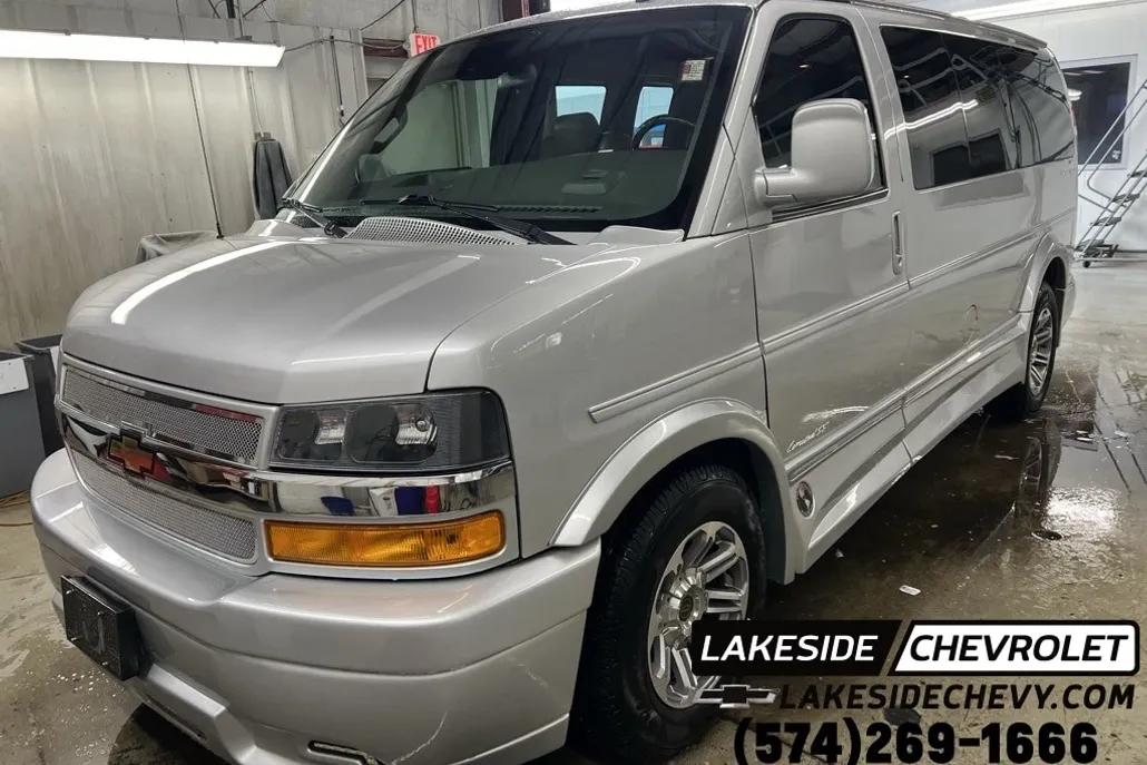 2019 Chevrolet Express 2500 Work Van Cargo photo 1