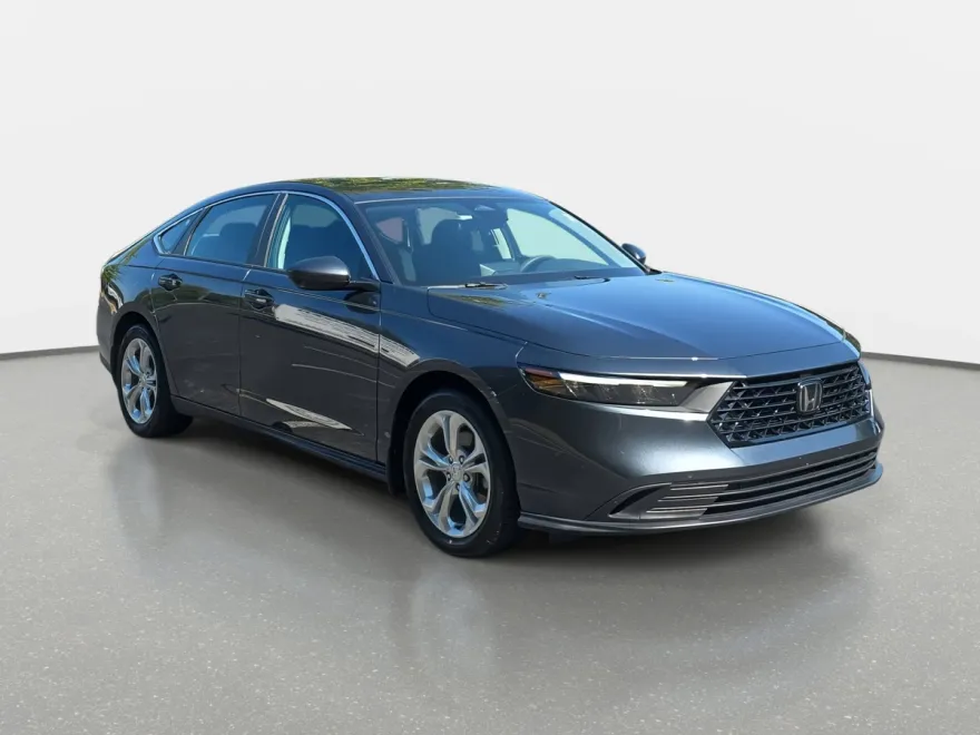 2023 Honda Accord LX photo 1