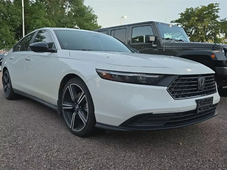 2023 Honda Accord Hybrid Sport photo 1