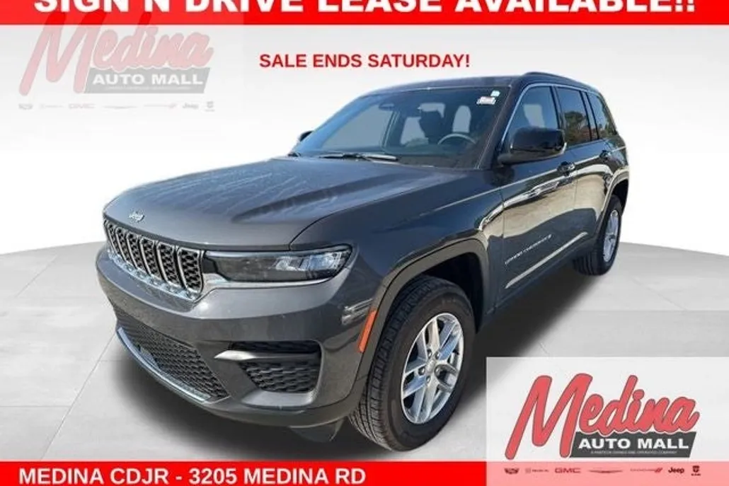 2025 Jeep Grand Cherokee Laredo photo 1
