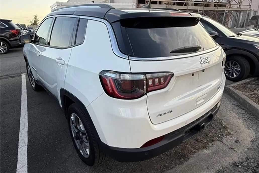 2021 Jeep Compass Limited photo 1
