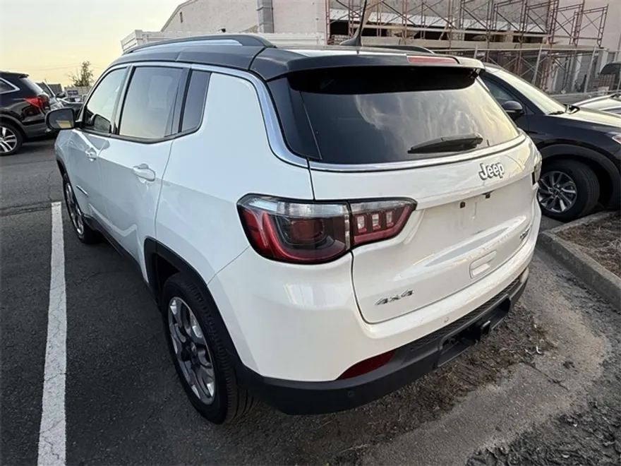2021 Jeep Compass Limited photo 1