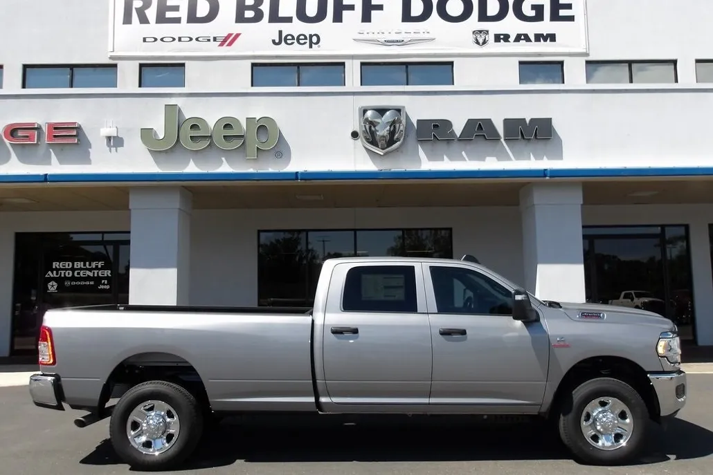 2024 Ram 2500 Tradesman photo 1